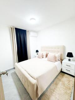 Elegance and comfort just five minutes from the airport - 3
