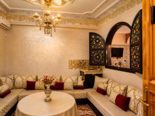 Appartement Riad à Taroudant Piscine Privée & Grand Jardin, Séjour Unique - 0