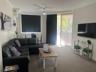 Serenity in Surfers Paradise - 3