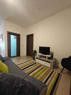 Modern & Spacious 2BR Apartment with Balcony in Birkirkara - 2