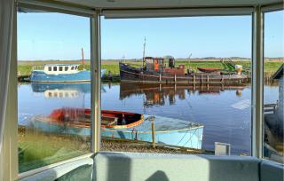 Amazing Home In Lauwerzijl With House Sea View - 1