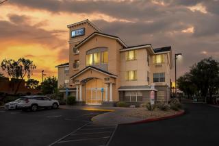 MainStay Suites Las Vegas Flamingo - 9