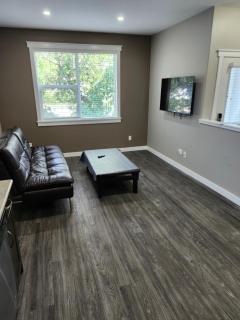 Elegant Family Suite by Stadium, Airport, Shopping - 4