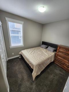 Elegant Family Suite by Stadium, Airport, Shopping - 0