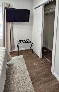 Private Studio Apartment with One King Bed and One Sofa Bed - 2