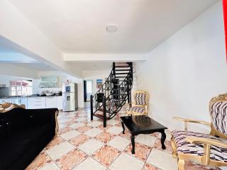 HappiCasaRD & Holistic House - 8