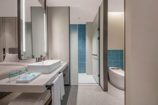 Holiday Inn Express Hai'an Railway Station by IHG - 1