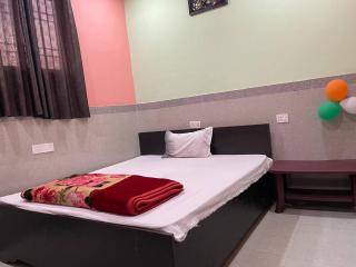 STAR GUEST HOUSE - 5