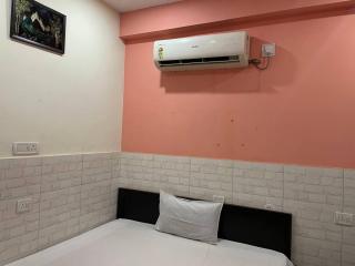 STAR GUEST HOUSE - 4