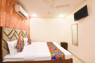 FabHotel Snow Valley - 2