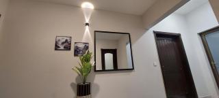 Spacious Rooms on 1st Floor Gulshan e Iqbal BLK7 - 3