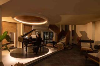 Shangri-La's Three Seasons Resort & Hotel - 0