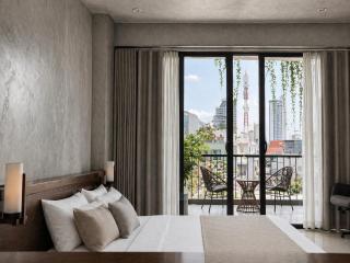 Luxury Nha Trang Private Pool Villa - Beach & Garden Retreat - 5