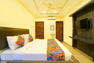 FabHotel Beach Stay Home - 5