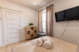 Newark Hideaway - Travelers, Visitors to NYC & NJ - 4