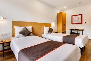 Super Townhouse Gandhi Hall - 8