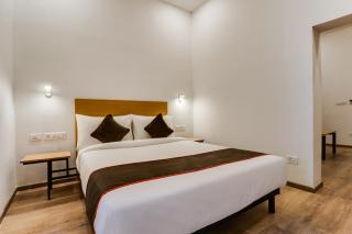 Super Townhouse Gandhi Hall - 1