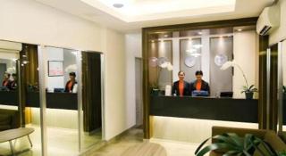 Travelite Express Hotel - 8