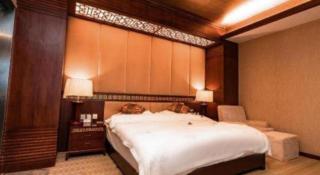 Golden Spring Hotel Lijiang - 1