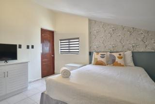 Naco Suites & Residences - 6