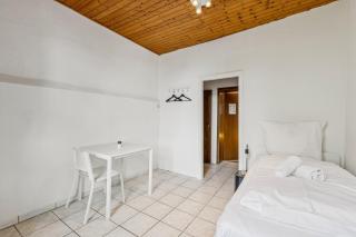 Budget Room 3 bedrooms 5 beds perfect for workers - 6
