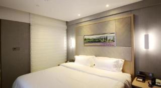 Lavande Hotels·Qingdao Wusi Square - 2