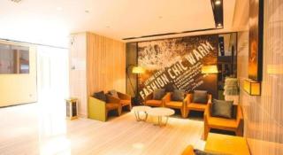 IU Hotel Baoding Yuhua East Road Passenger Center - 3