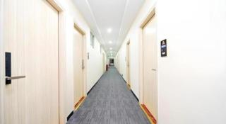 Ying Feng Yuan Hotel - 3