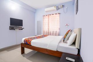FabHotel Shadowline - 5