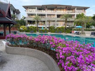 Spacious 2BR by the Beach with Amazing Views - 6