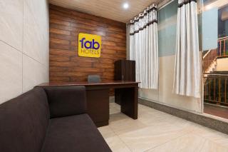 FabHotel BlueBell Inn - 1
