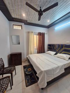 SkyPeak Retreat home stay - 6