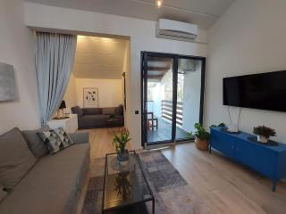 Gallery LUX Loft 75 m2, 2 Baths, 2 Mins to Sea - 9
