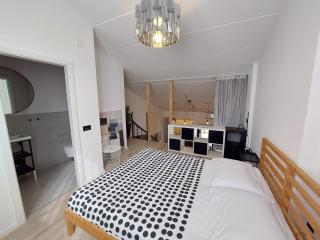 Gallery LUX Loft 75 m2, 2 Baths, 2 Mins to Sea - 7