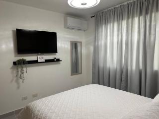 Serene 2-Bedroom Apartment with Mountain Views in Santiago - 7