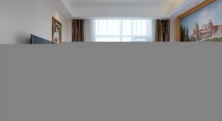 Vienna Hotel Hubei Jinzhou Changjiang University - 1