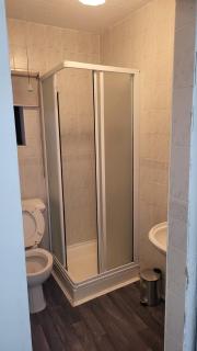 Holiday Plus - 50 Palatine Road - 7