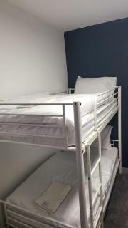 Holiday Plus - 50 Palatine Road - 3