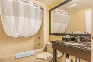 Comfort Inn Cobourg - 8