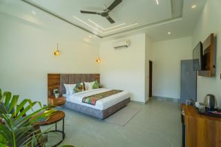 Tripli Hotels Lavanya Hills - 2