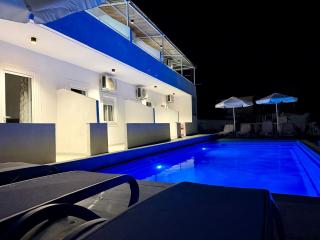 Full Moon Apartments - 6