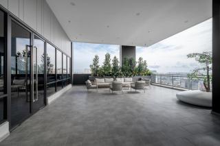 Infinity Pool seaview Nearby Queensbay Iconic Regency by WS - 3