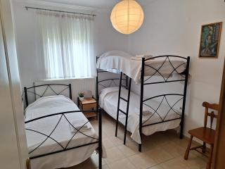 Jo's BNB - 5