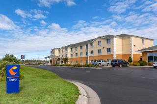Comfort Suites Escanaba West - 6