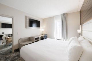 Oakfield Hotel & Suites Rochester, an Ascend Collection Hotel - 3