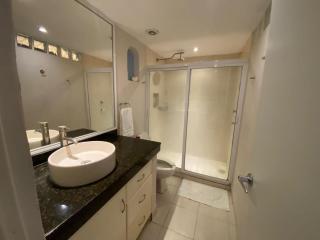 Apartment with King Bed & Pool Near Airport - 1