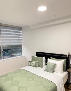 Spacious 1 Bedroom Rogers Place - 5