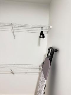 Spacious 1 Bedroom Rogers Place - 3