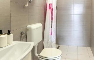 Lovely Apartment In Stomorska With Wifi - 6