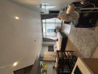 Cozy Spacious Studio with Balcony, Gym, Fast WiFi, Netflix - 2